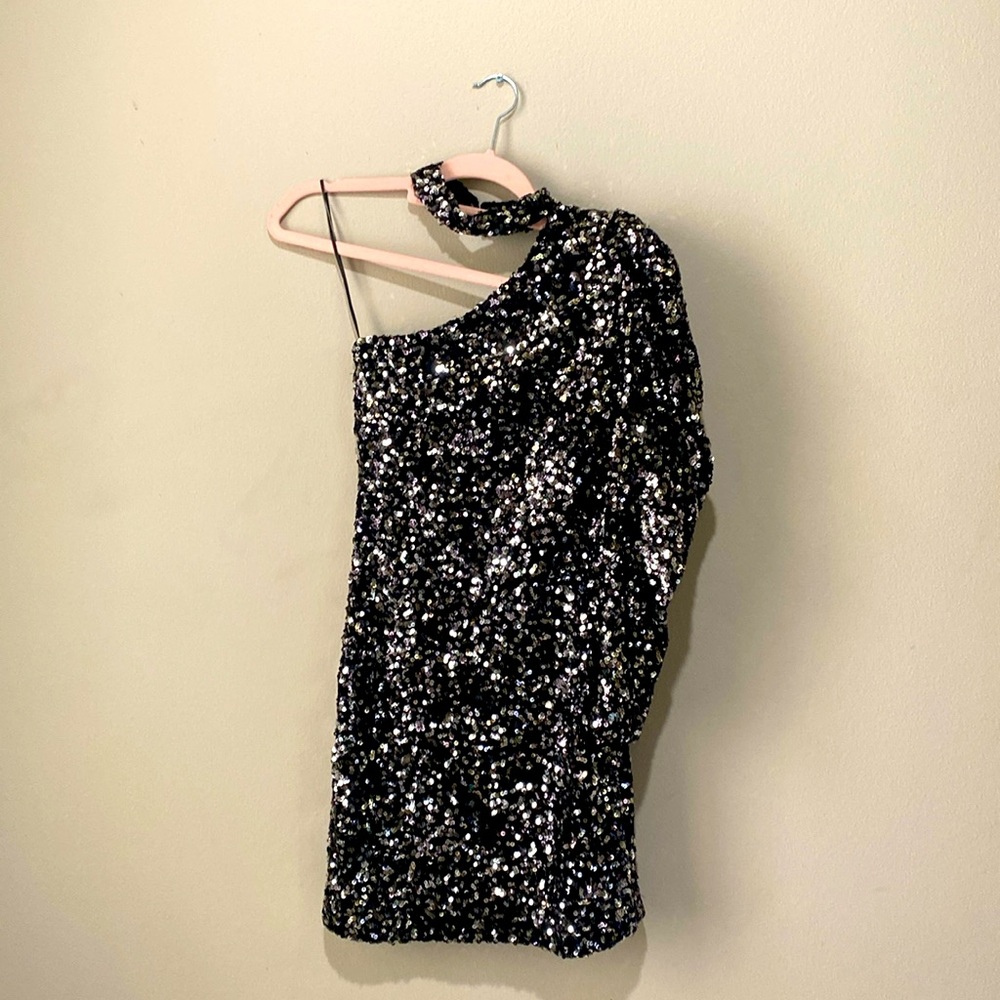 Zara sequined one shoulder dress❤️